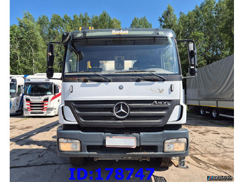 Črpalka za beton MERCEDES-BENZ Axor 2633 6x4 Schwing 750: slika 2