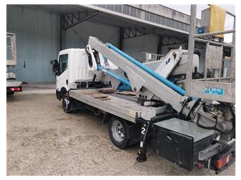 Dvižna ploščad montirana na tovornjak MULTITEL