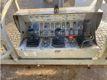 Zglobna dvižna ploščad Manitou 280TJ: slika 3 Zglobna dvižna ploščad Manitou 280TJ: slika 3