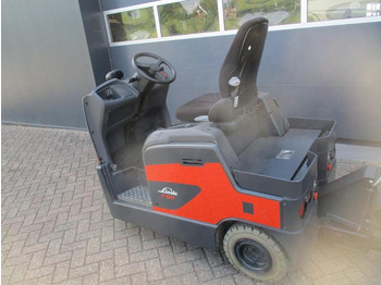 Vlečni traktor LINDE P60