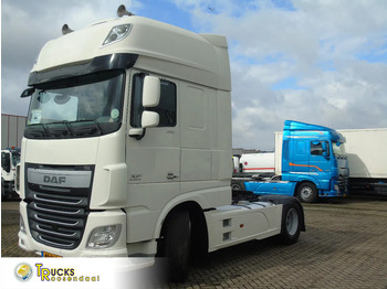 Vlačilec DAF XF 460