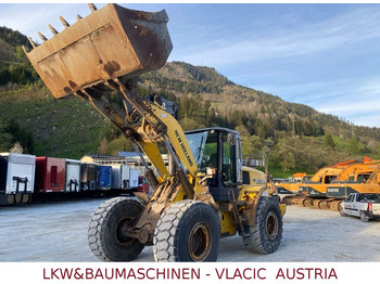 Kolesni nakladalec NEW HOLLAND W190B