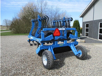 Kmetijski valjar Namyslo Tiger 620 med hydraulisk lammelplanke / plannerpla: slika 5