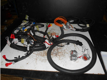 Kabli/ Žični kabel CASE