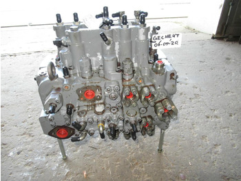 Hidravlični ventil za Gradbeni stroj Hitachi 4628664: slika 3 Hidravlični ventil za Gradbeni stroj Hitachi 4628664: slika 3