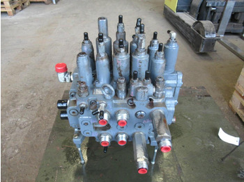 Hidravlični ventil za Gradbeni stroj New Holland LC30V00016F1: slika 3