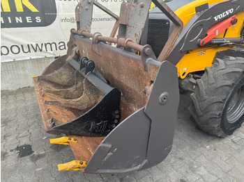 Bager nakladalec Volvo BL 71: slika 2