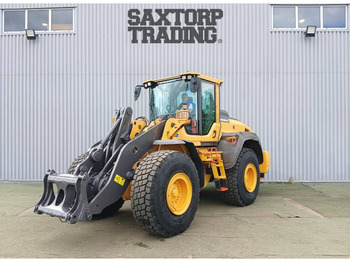 Kolesni nakladalec VOLVO L120H