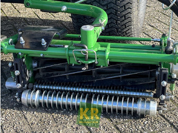Nov Vrtna kosilnica 8700A John Deere: slika 4