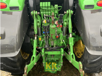 Traktor John Deere 6215R: slika 4