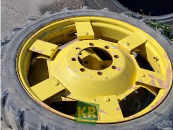 Kompletno kolo JOHN DEERE