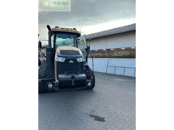 Traktor goseničar CHALLENGER