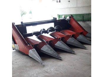 Priključek za kombajn za krmo