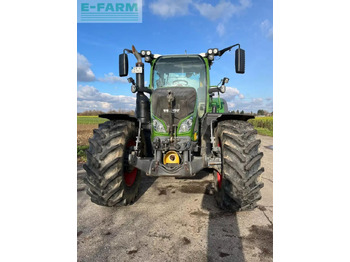 Traktor FENDT 718 Vario