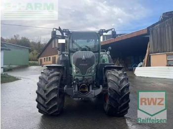Traktor FENDT 720 Vario