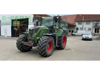 Traktor FENDT 724 Vario