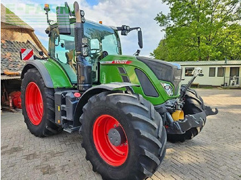 Traktor FENDT 718 Vario