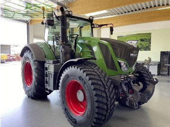 Traktor FENDT 826 Vario
