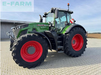 Traktor FENDT 933 Vario