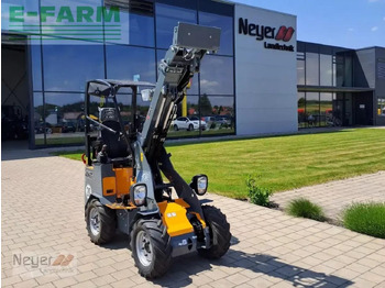 Kolesni nakladalec GIANT