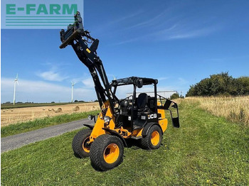 Mini bager JCB 403