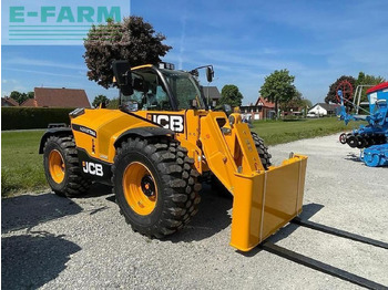 Teleskopski viličar JCB