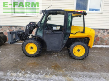 Teleskopski viličar JCB