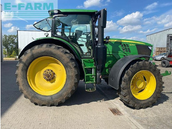 Traktor John Deere 6215r: slika 2