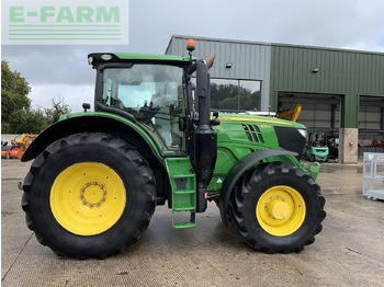 Traktor JOHN DEERE 6215R