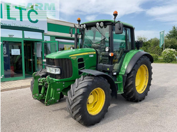 Traktor JOHN DEERE 6230
