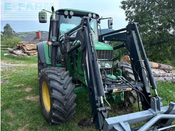 Traktor JOHN DEERE 6230