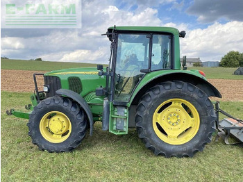 Traktor JOHN DEERE 6320