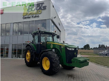 Traktor JOHN DEERE 8R Series
