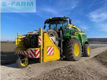 Kombajn za krmo JOHN DEERE 8700