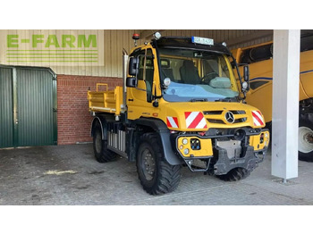 Komunalno/ Posebno vozilo UNIMOG