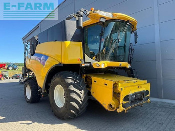 Kombajn harvester NEW HOLLAND CR9070