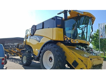 Kombajn harvester New Holland cx 840: slika 4