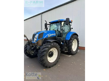 Traktor NEW HOLLAND T7.210