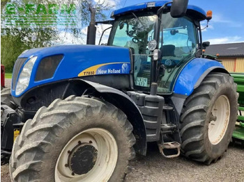 Traktor NEW HOLLAND T7000