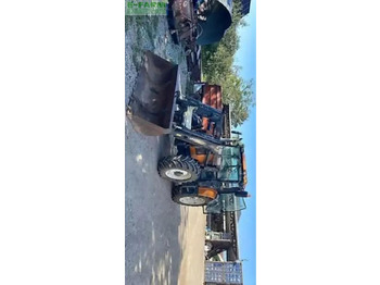 Traktor RENAULT Ares