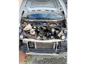 Avtomobil Bollore Bluecar - 74540 -2014- DC510PJ: slika 5