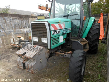 Traktor MASSEY FERGUSON 3060