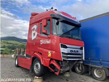 Vlačilec DAF XG 530