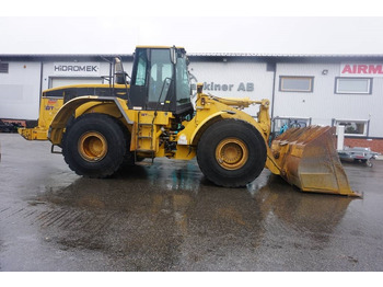 Kolesni nakladalec CATERPILLAR 966G