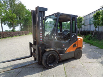 Viličar DOOSAN