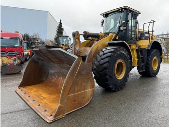 Kolesni nakladalec CATERPILLAR 966M