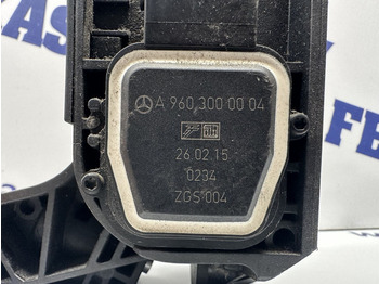 Pedal za Tovornjak Mercedes-Benz MP4 accelerator pedal: slika 3
