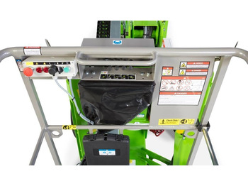 Nov Zglobna dvižna ploščad, Dvižna košara na prikolici NIFTYLIFT N120TPET: slika 4