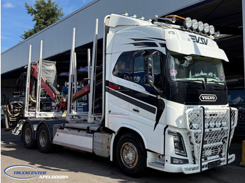 Tovornjak za prevoz lesa VOLVO FH
