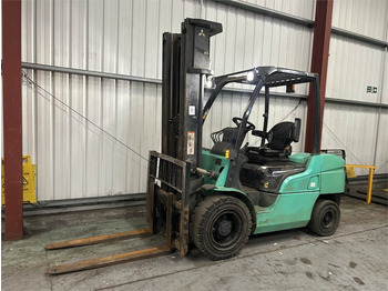 Diesel viličar Mitsubishi FD35NT: slika 2